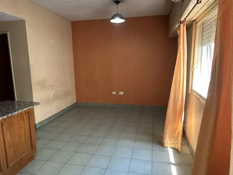 Departamento en Alquiler en Lanus, $ 550.000