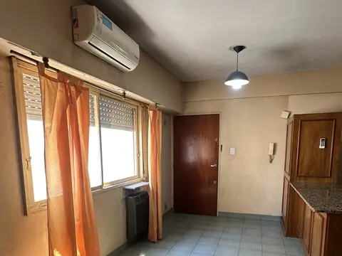 Departamento 2 ambientes en alquiler – Centro de Lanús