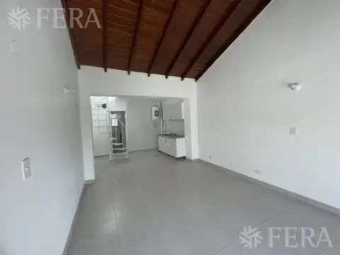 Depto Tipo Casa Monoambiente con 1 baño