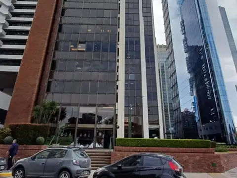 Avenida Eduardo Madero 1000