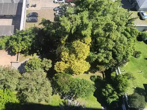 Monoambiente en Venta con Balcon, FLores