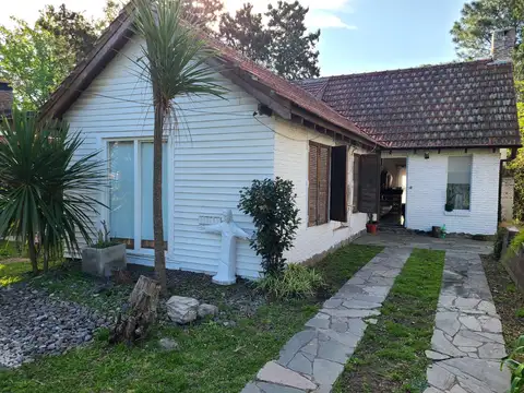 Casa en Venta, 4 ambientes, en Country Las Brisas, Pilar, GBA Norte