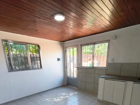 Casa en Alquiler de 1 dormitorio