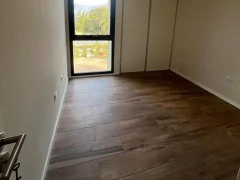 Departamento en Venta en Arguello, USD 176.000