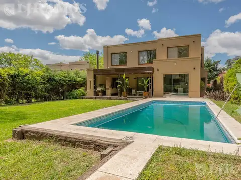 Casa a estrenar en  La Augusta (Altos del Barranco), Manuel Alberti, Pilar