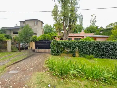 Venta Casa 3 Dormitorios en Benavídez | Lote de 800 m², Pileta y Parrilla