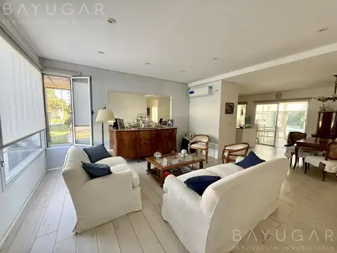 Venta Casa - Barrio San Ramón, Pilar del Este