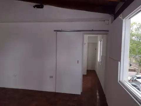 TRES DEPARTAMENTOS Y LOCAL  EN ALTO ALBERDI