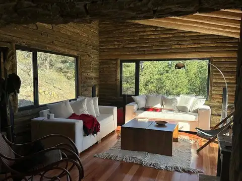 Casa en Venta con 4 cocheras