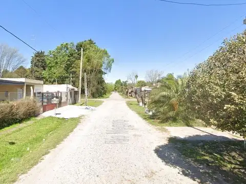 Río Negro e/ Arenales y Las Heras