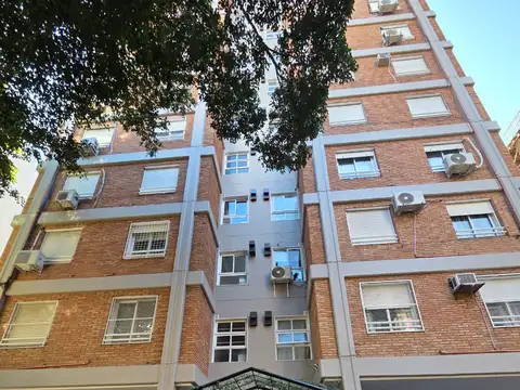 Venta Departamento de 4 Ambientes en Palermo Con Cochera y Baulera