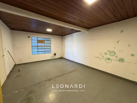 Casa 2 ambientes con 3 baños