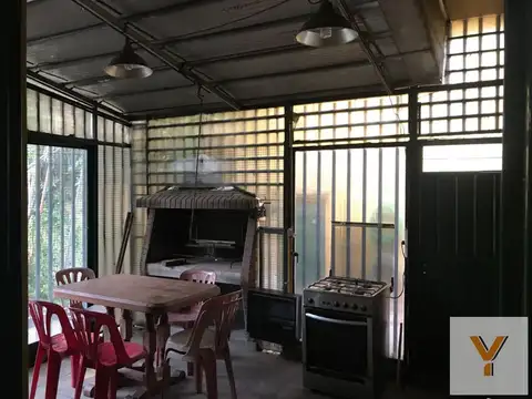 Depto Tipo Casa 6 ambientes con 4 baños