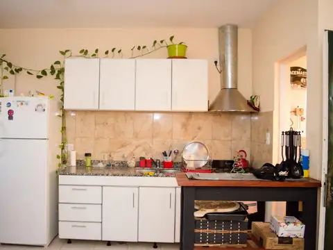 Depto Tipo Casa en Venta en Rafael Calzada, USD 150.000