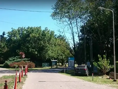 Terreno en Venta en Barrio Parque Pero, USD 45.000