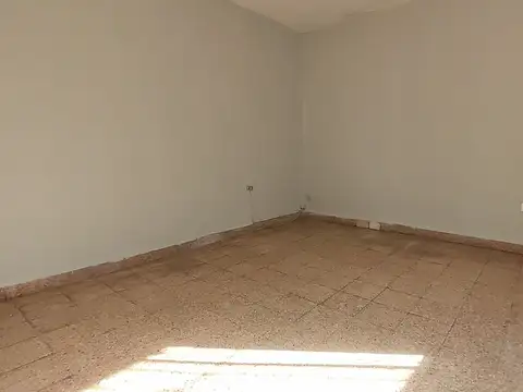 Depto Tipo Casa en Venta 56 años
