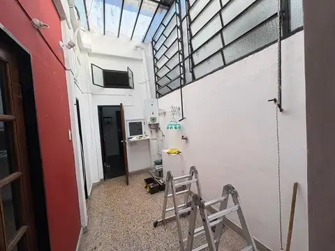 Depto Tipo Casa 2 ambientes con 1 baño