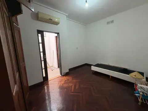 Depto Tipo Casa en Alquiler de 1 dormitorio