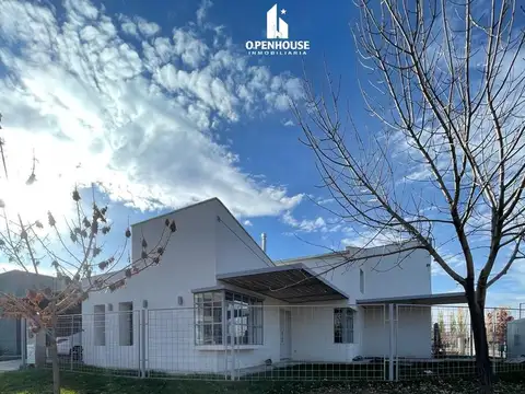OPENHOUSE INMOBILIARIA VENDE espectacular dúplex en Barrio La Luisa.