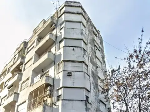 VENTA 4 AMB A RECICLAR POR  SINIESTRO    SAN CRISTOBAL