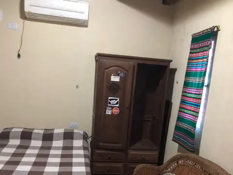 CASA QUINTA DOS DORMITORIOS Y PILETA