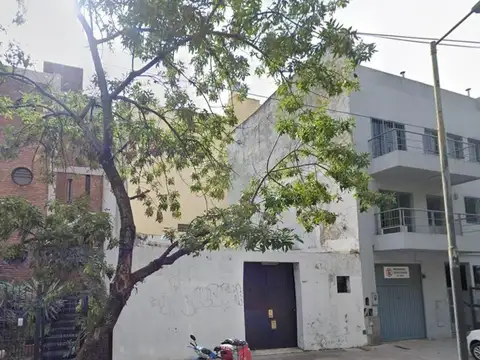 Doble Lote en venta sobre Av. San Martín y Habana tipo L