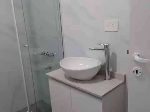 Departamento en Alquiler en Benavidez, $ 700.000
