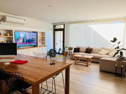 Casa 4 ambientes con 4 baños
