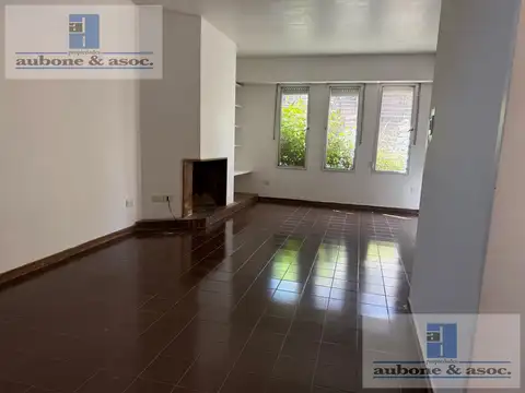 Depto Tipo Casa en Venta con 1 cocheras