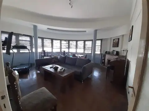 VENTA PH AV YRIGOYEN AL 6500 (LANUS OESTE)