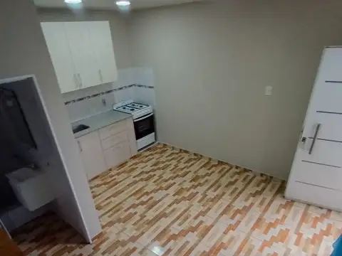 Depto Tipo Casa en Alquiler de 2 ambientes