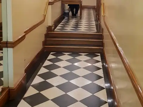 Oficina en Alquiler 40 años