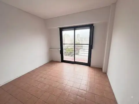 Alquiler Monoambiente con balcon al frente