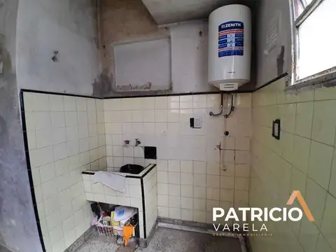 Departamento tipo PH 3 Ambientes - Flores - Permuta Menor valor