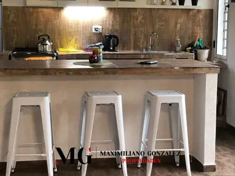 Casa  en venta y Alquiler, 5 ambientes -  San Vicente