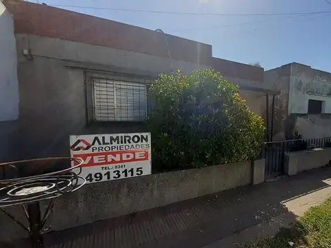 Venta | Casa | 2 Dormitorios | Cap. Bermúdez | Bo. Villa Cassini | Apta crédito