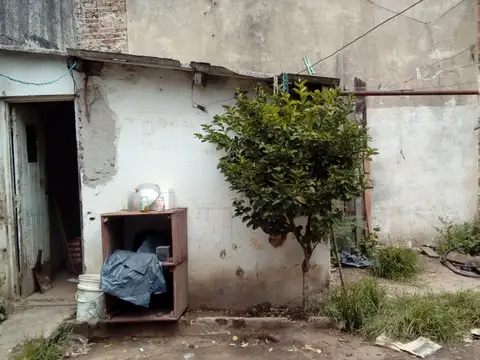 Caseros 1700