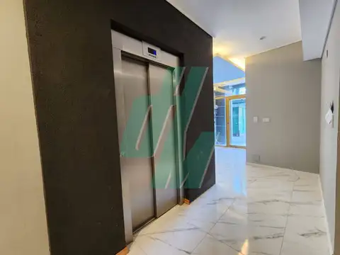 BUCARELLI 2400, Piso 3