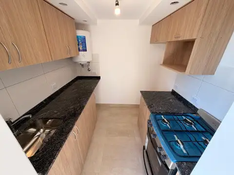 2º "B", Venta 2 Ambientes Sin Expensas, Semipisos Al Frente.