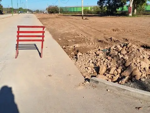 Camino Rivadavia y Acceso 100