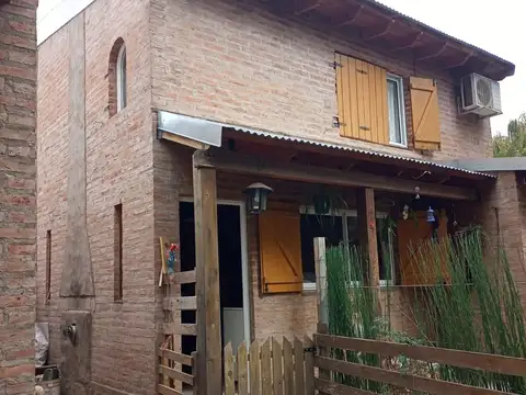 CONJUNTO DE 3 CABAÑAS, SIERRA DE LA VENTANA