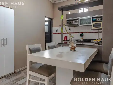 Depto Tipo Casa 5 ambientes con 1 baño