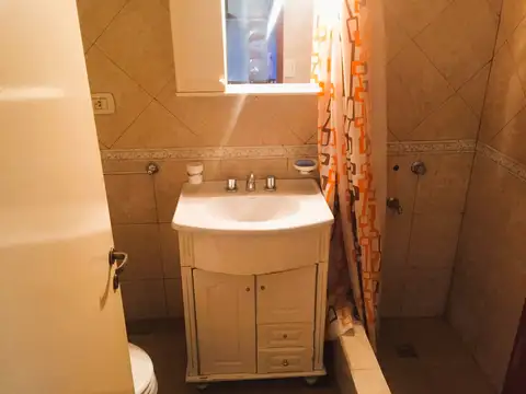 Depto Tipo Casa en Alquiler en Versalles, $ 1.300.000