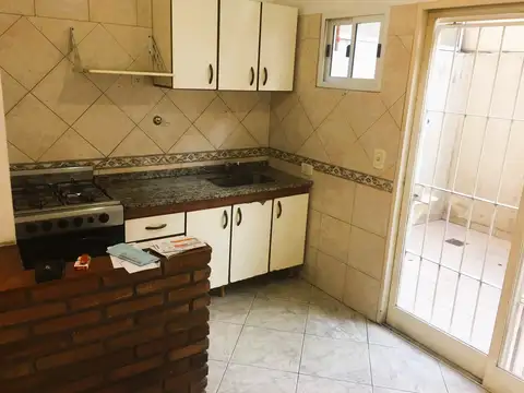 Depto Tipo Casa 3 ambientes con 1 baño