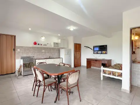 Departamento 9 ambientes con 5 baños