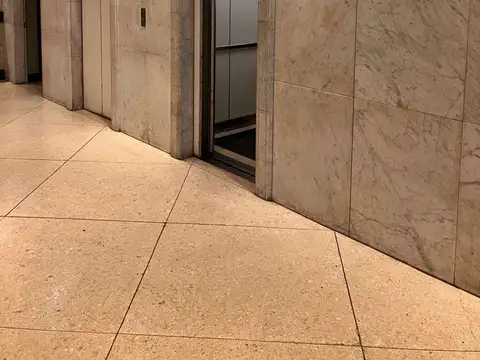 Oficina a la venta,  Rincon y 33, C Vieja. 39m2