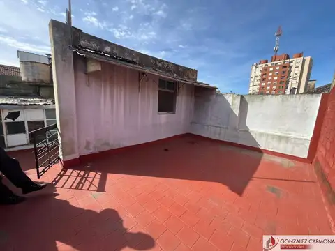 Depto Tipo Casa en Venta 50 años