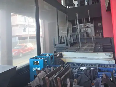 AV COSTANERA 2300