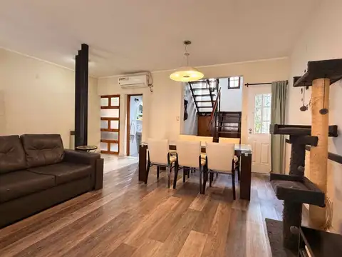 CASA 3 DORMITORIOS EN VENTA CON COCHERA ECHESORTU