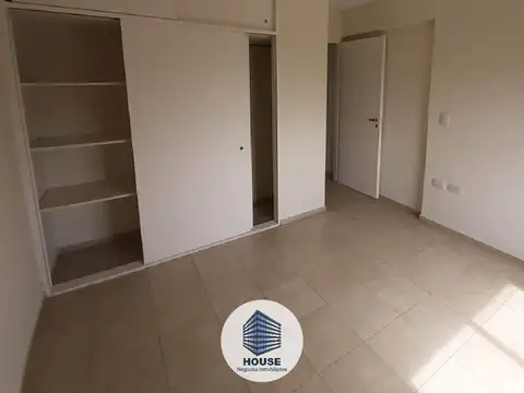 Av. duarte quiros 4100, Piso 2DO  A